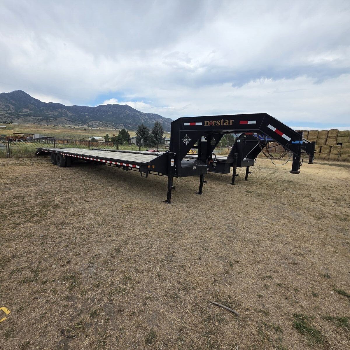 2023 Norstar 40ft Low Pro Gooseneck Trailer