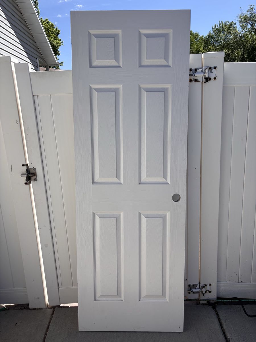 Interior Door Six Panel 28x80 Brand new condition