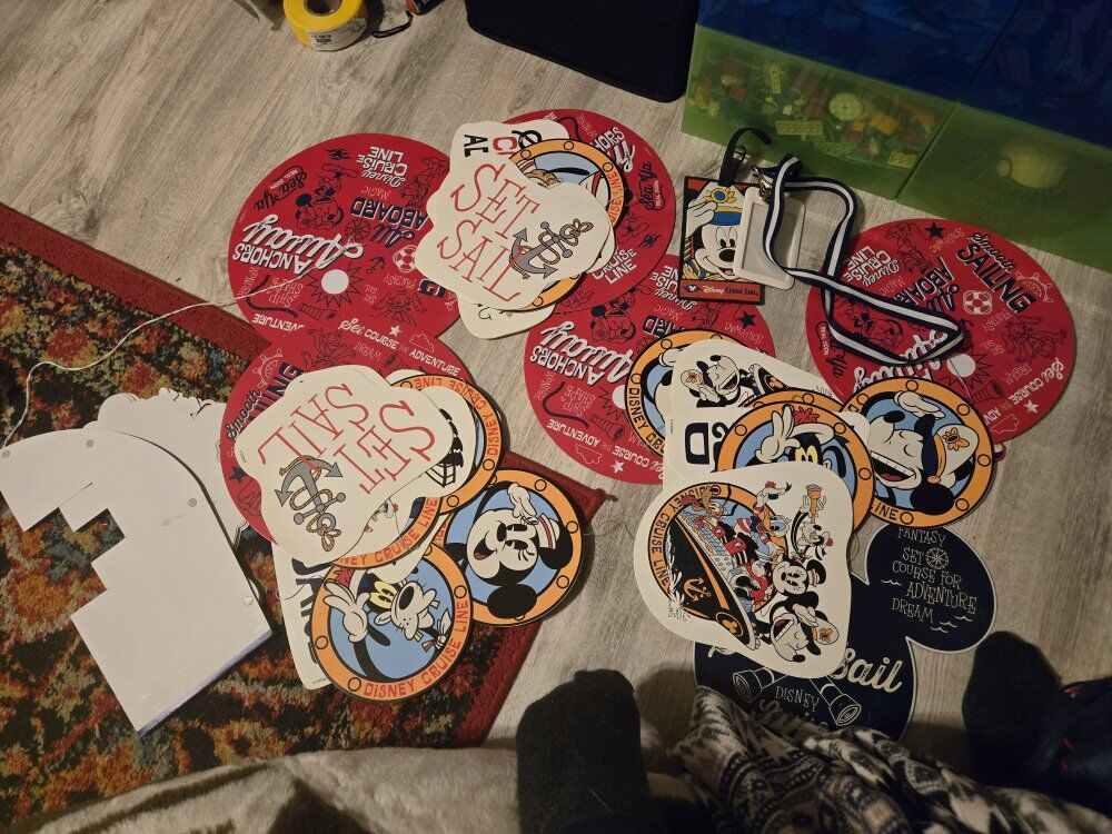 Disney cruise magnets