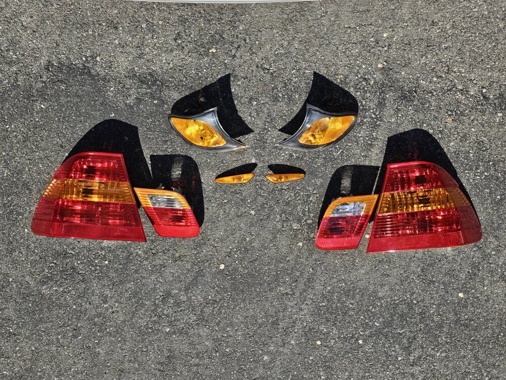 BMW E46 330i Corner Tail/Trunk/Corner/Side Lights