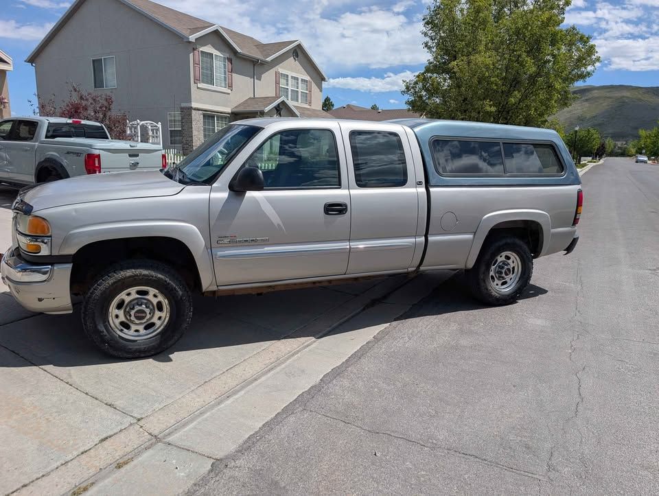 2005 GMC 2500 SLT