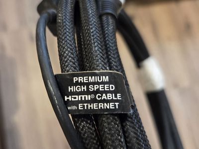 Premium Braided USB-C to HDMI Cable (4K Support) - Like New