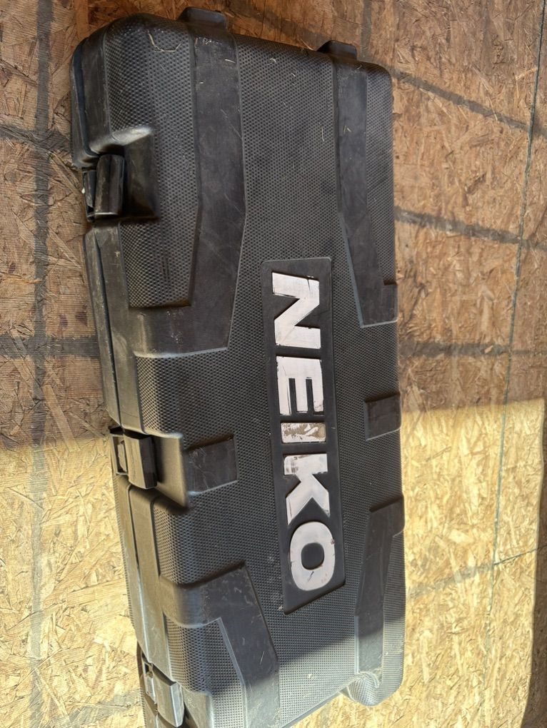 Neiko Electronic Demolition Jack Hammer W/ Case