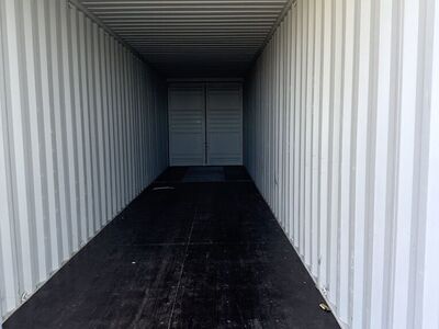 Both End Doors Dark 40' Container