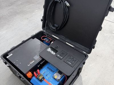 Custom Off-grid Power System in Pelican case