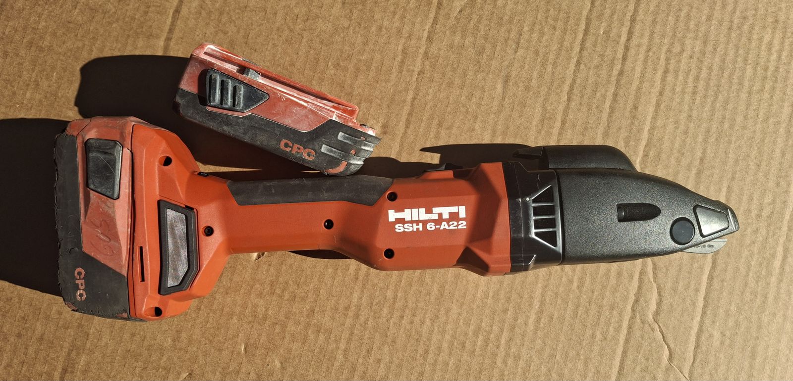 HILTI 24v sheet metal shears