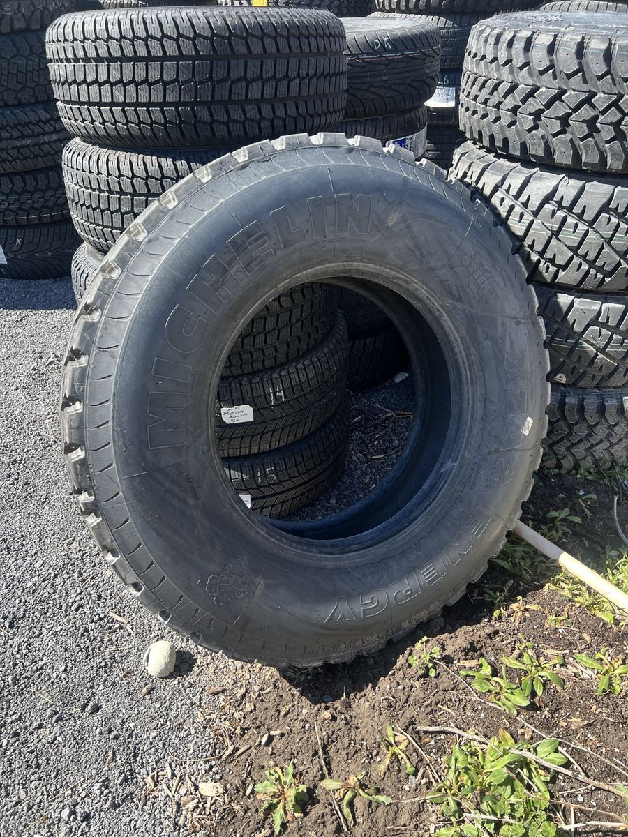 Semi Truck Tire