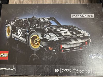 Lego 1966 Ford GT40 MKII Race Car