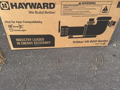 Hayward TriStar VS 810 1.25 HP w/ OmniX