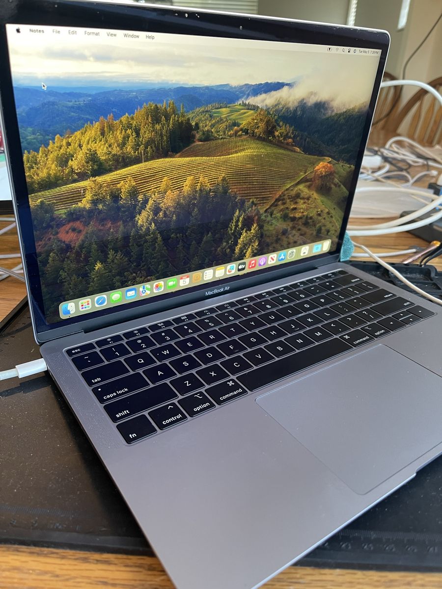 2018MacBook Air 13" | Great Shape | Needs Battery | AS-IS