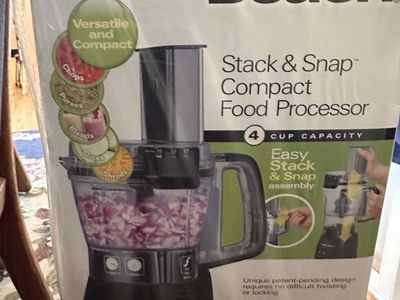 Hamilton Beach Stack & Snap 4-Cup Mini Food Processor & Vegetable Chopper, 250 Watts, for Slicing, Shredding, and Puree, Black