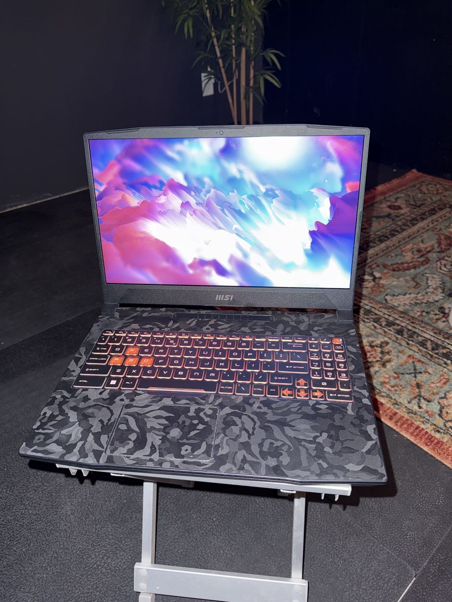 MSI Katana 15 Gaming Laptop - RTX 4070, i7