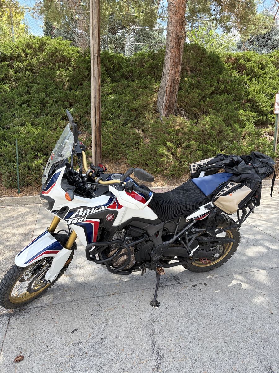 Main image 4