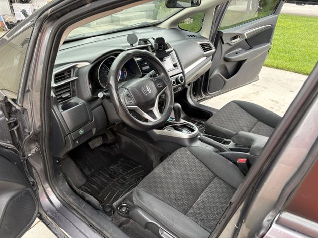 Main image 5