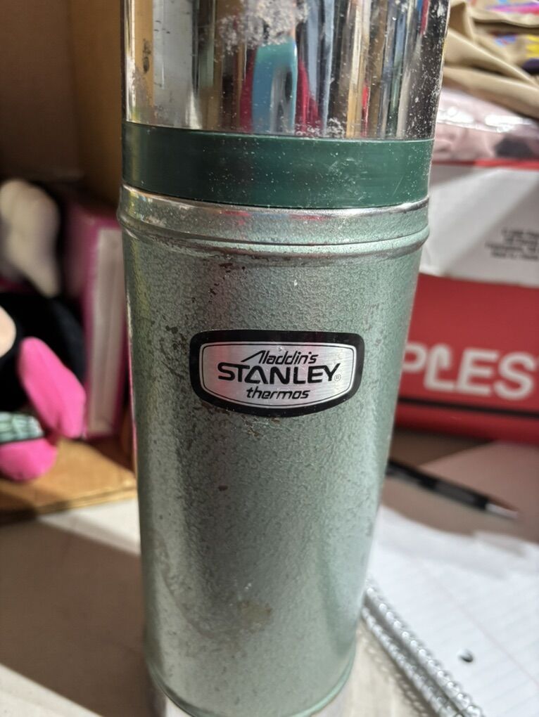 NICE Vintage Stanley Thermos