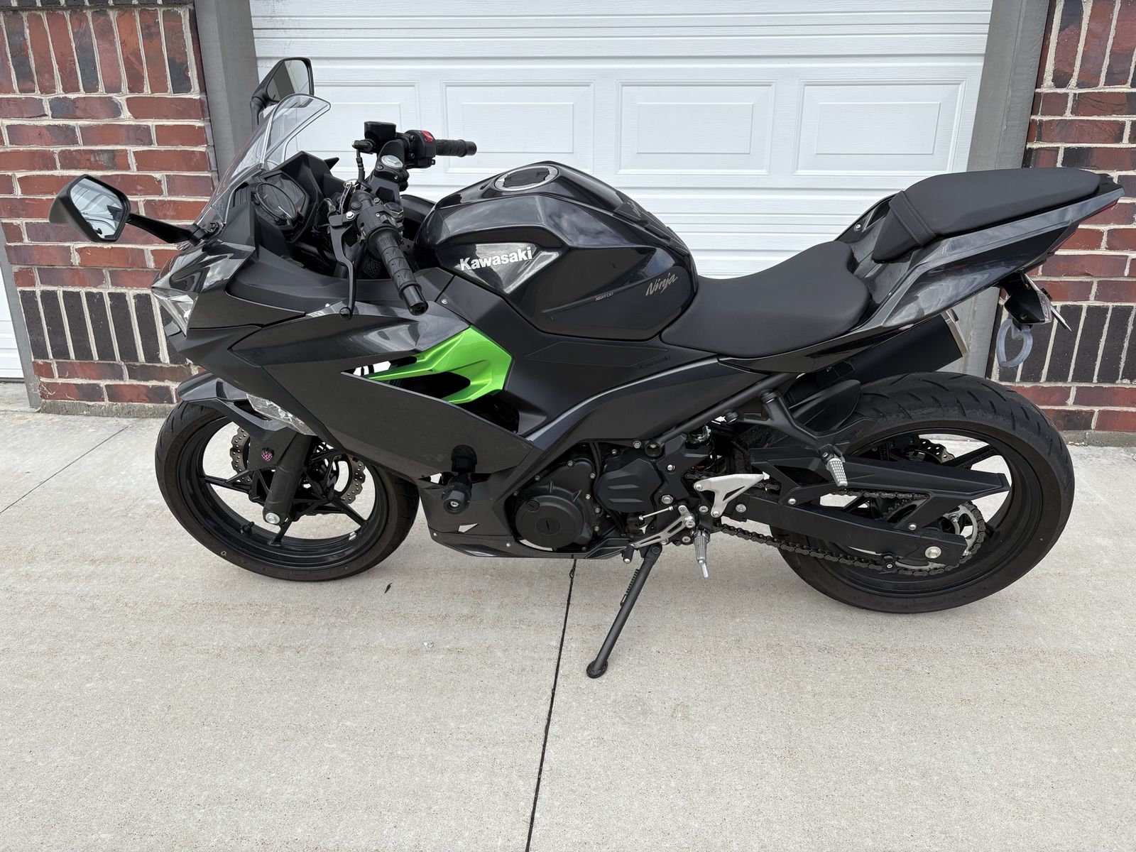 2023 Kawasaki Ninja 400