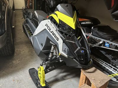 2022 Polaris Matryx 850