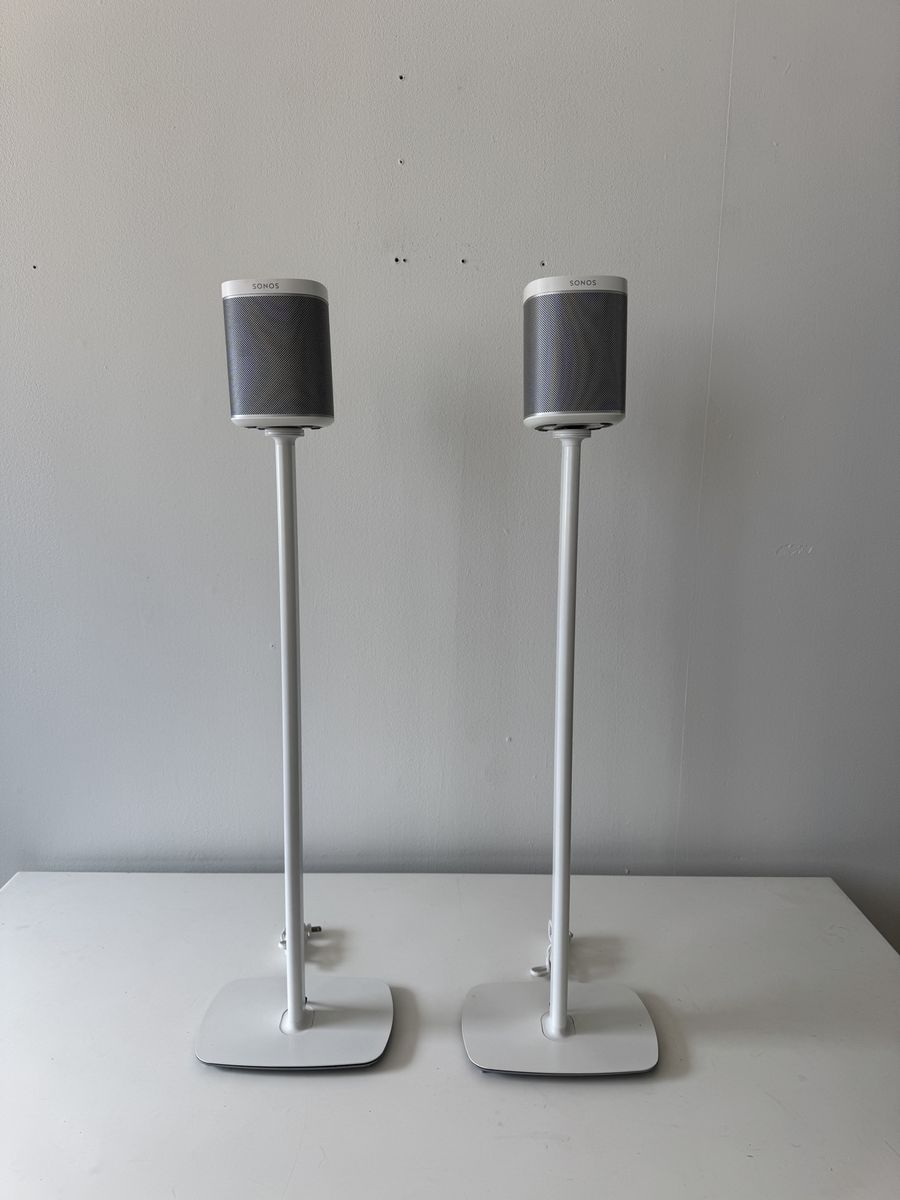 Sonos Play:1 Smart Speakers (Pair) with Stands - White, Excellent Condition