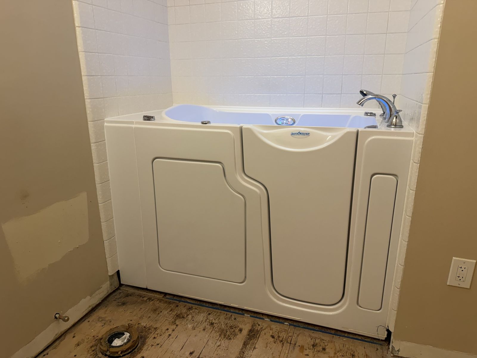 Safe Step Walk-In Tub with Jets & Handheld Shower - White, Right-Hand Drain