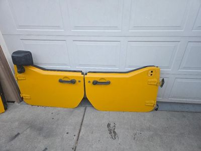 2007 - 2018 JEEP WRANGLER FACTORY 1/2 DOORS WITH UPPERS SALE OR TRADE