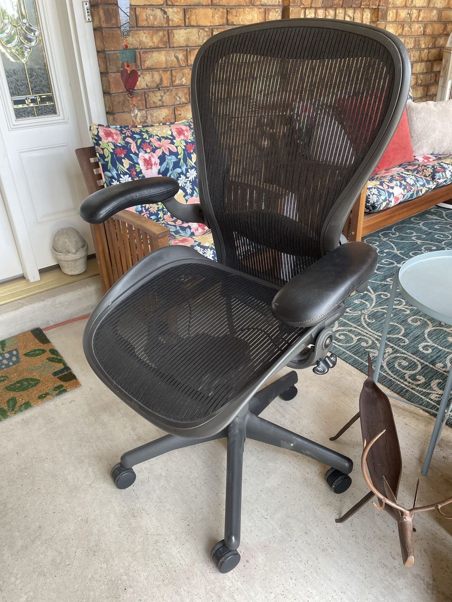 REPAIR Herman Miller Aeron Ergonomic Mesh Office Chair SIZE C