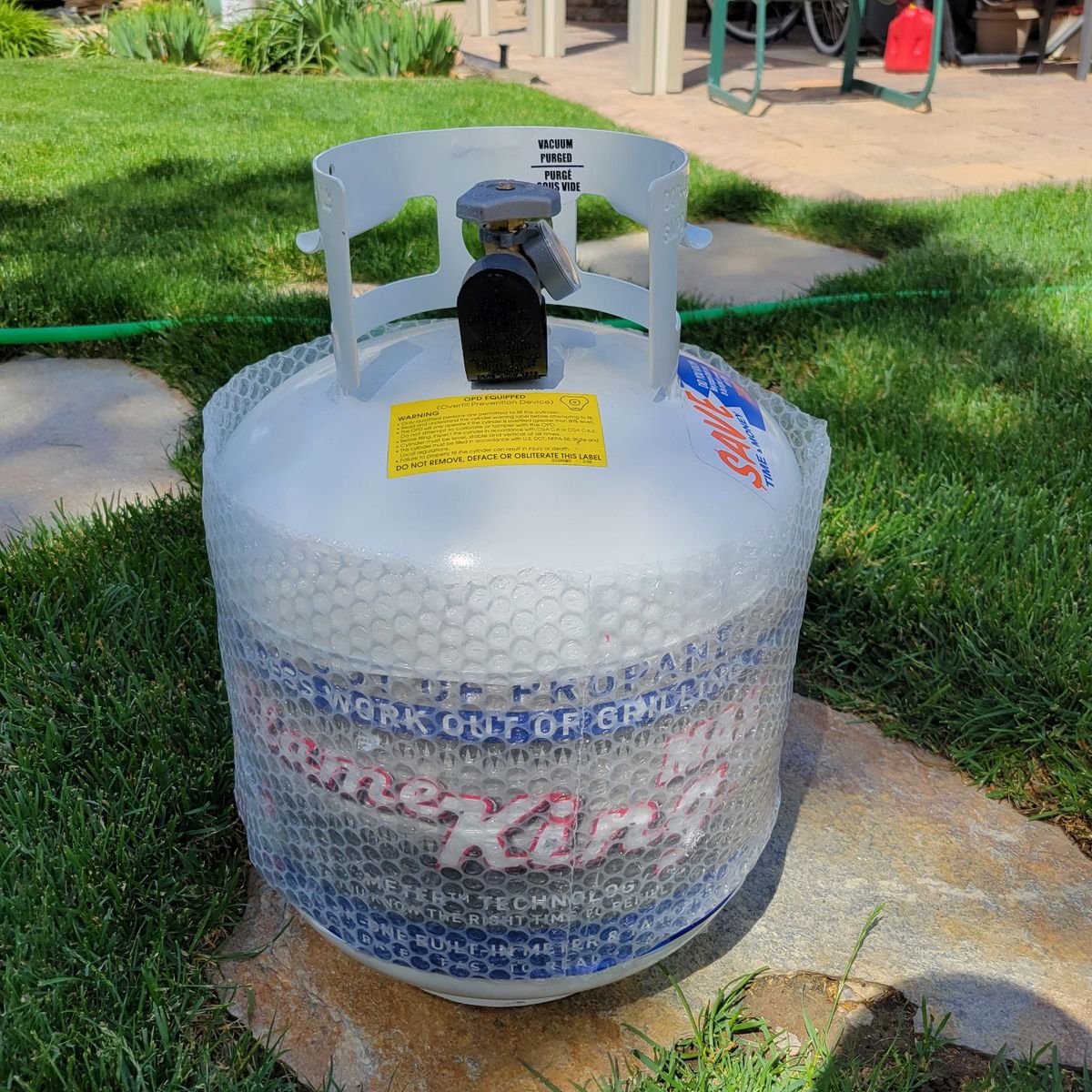 20   lb Propane tank new.