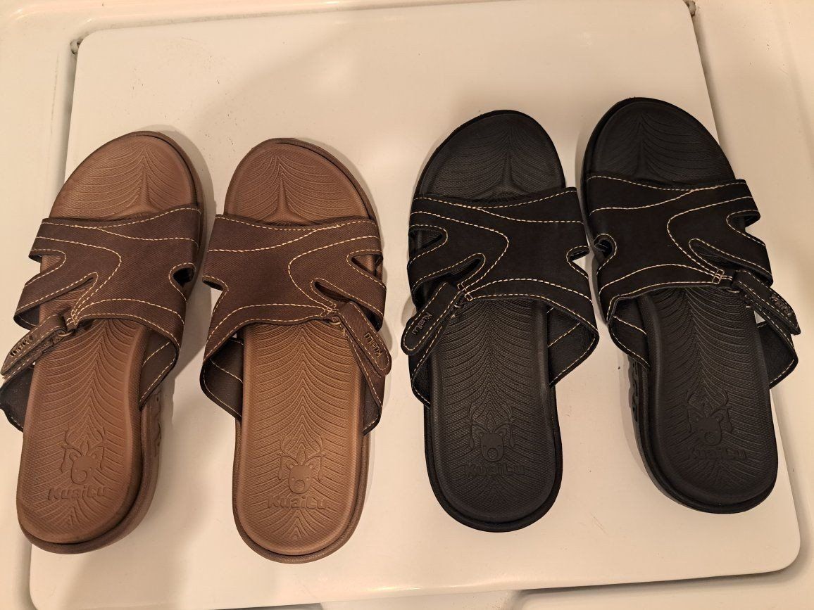 2 pair of womens KauiLu sandals