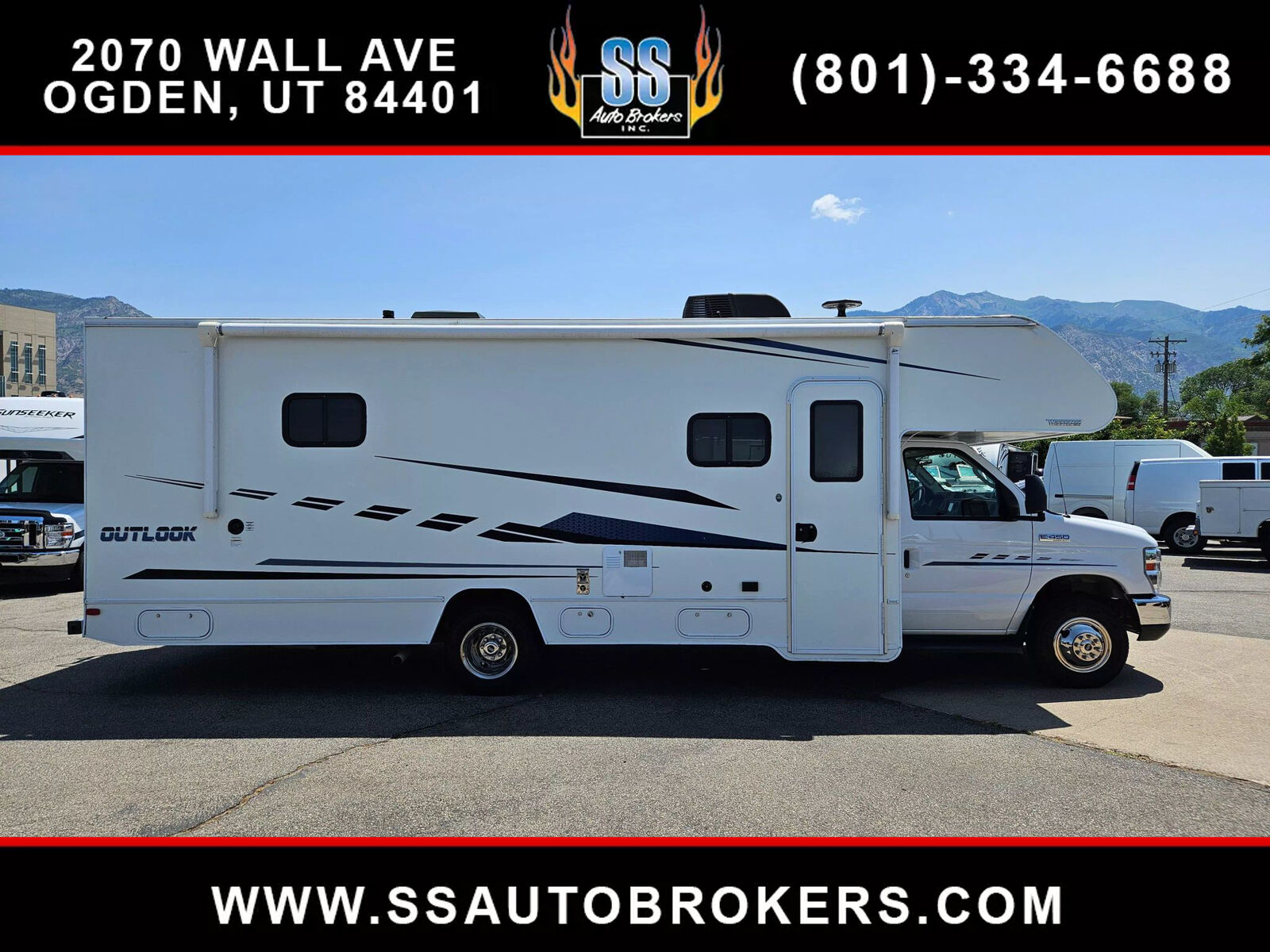 2019 Winnebago Outlook 27D Class C