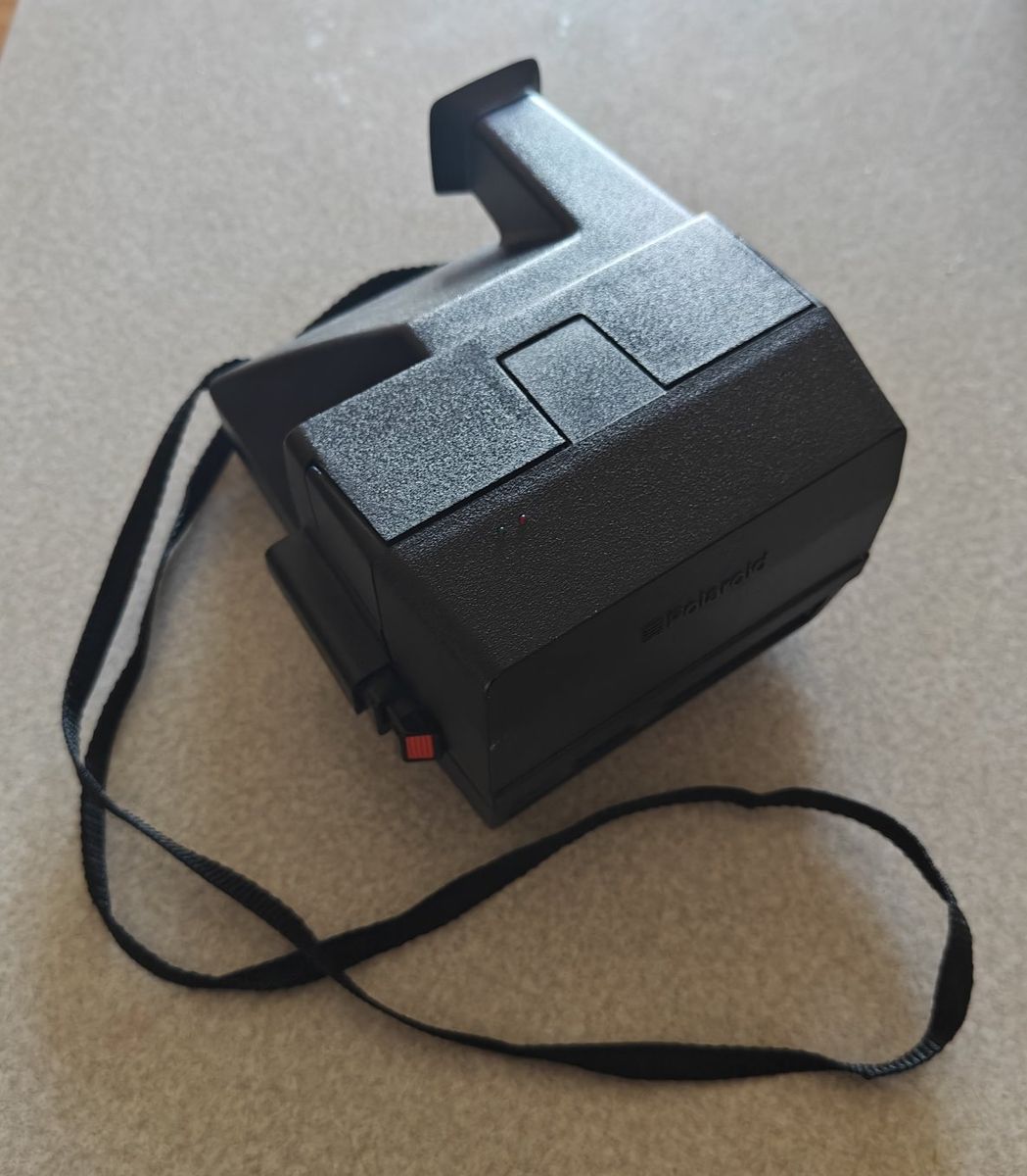 Polaroid 600 camera 4723