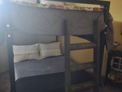 metal bunk bed