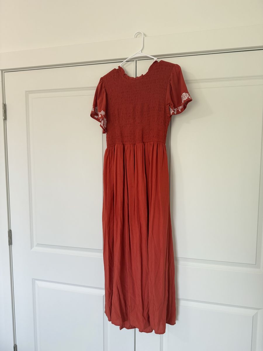 Rust Maxi Dress with Embroidered Sleeves - Flowy & Comfortable, Size S/M