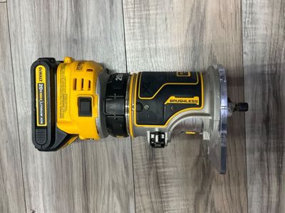 DEWALT 20V ROUTER