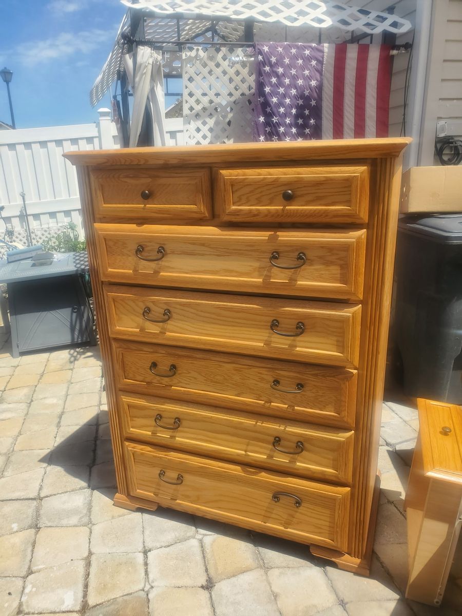 Nice dresser $70