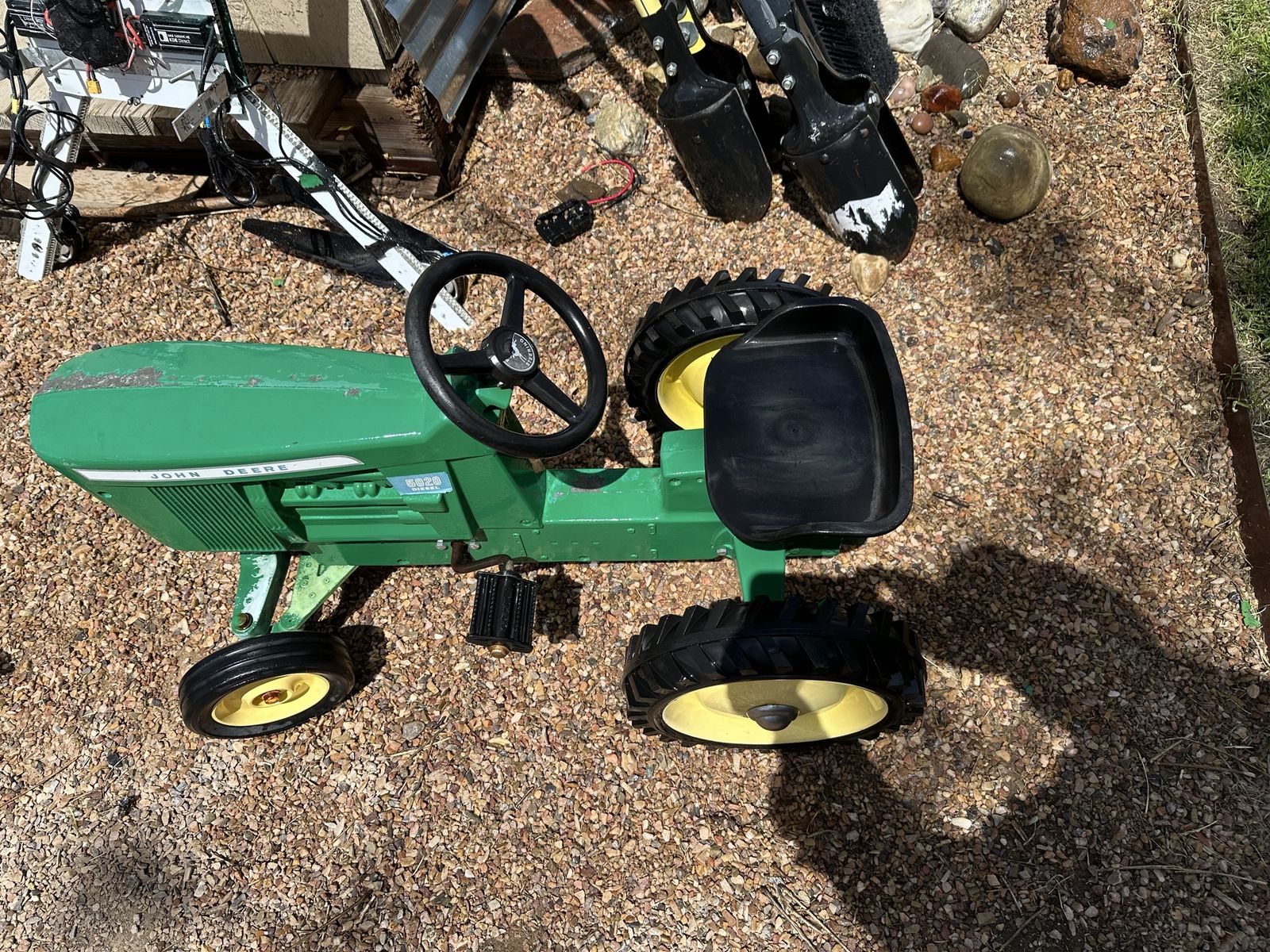 Main image 3