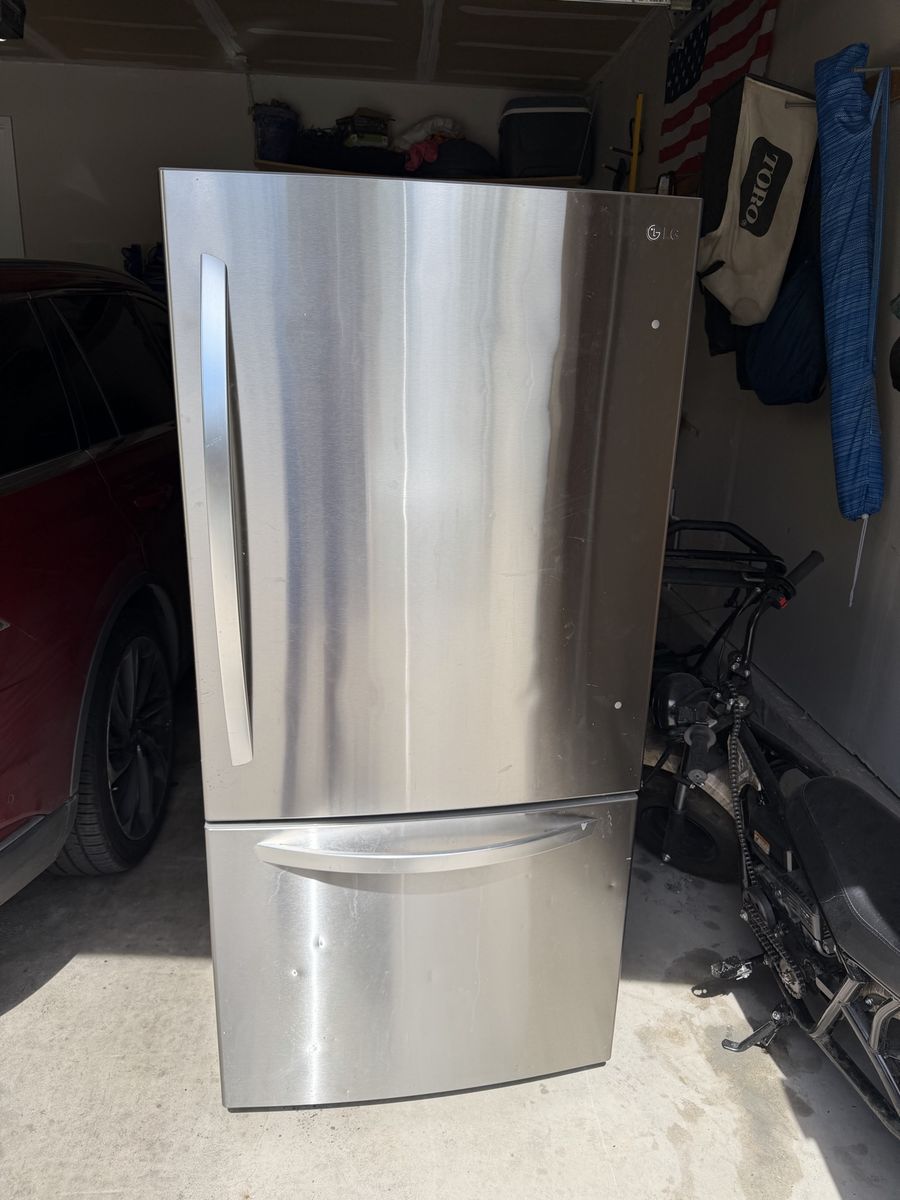 LG Fridge 