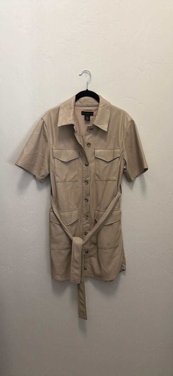 House of Harlow 1960 Women's XS Tan Faux Leather Belted Shirt Dress Button Front