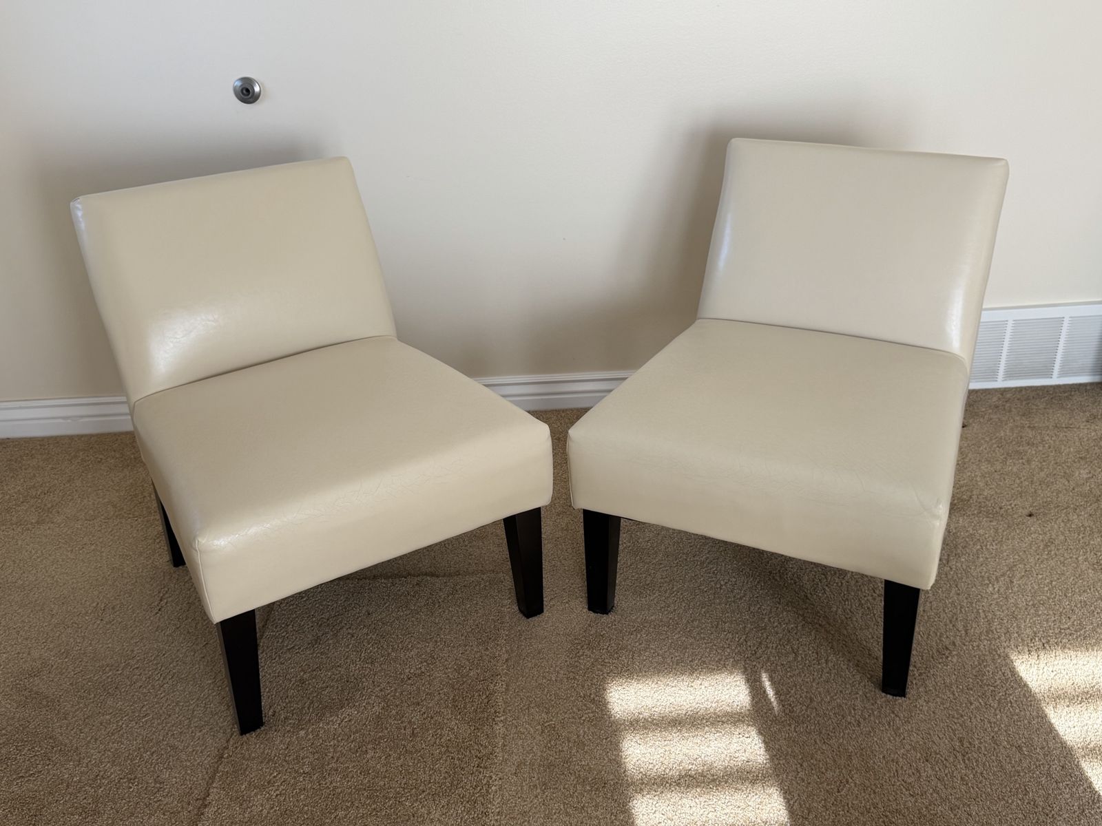 Set of 2 Cream Faux Leather Accent Armless Slipper Chairs