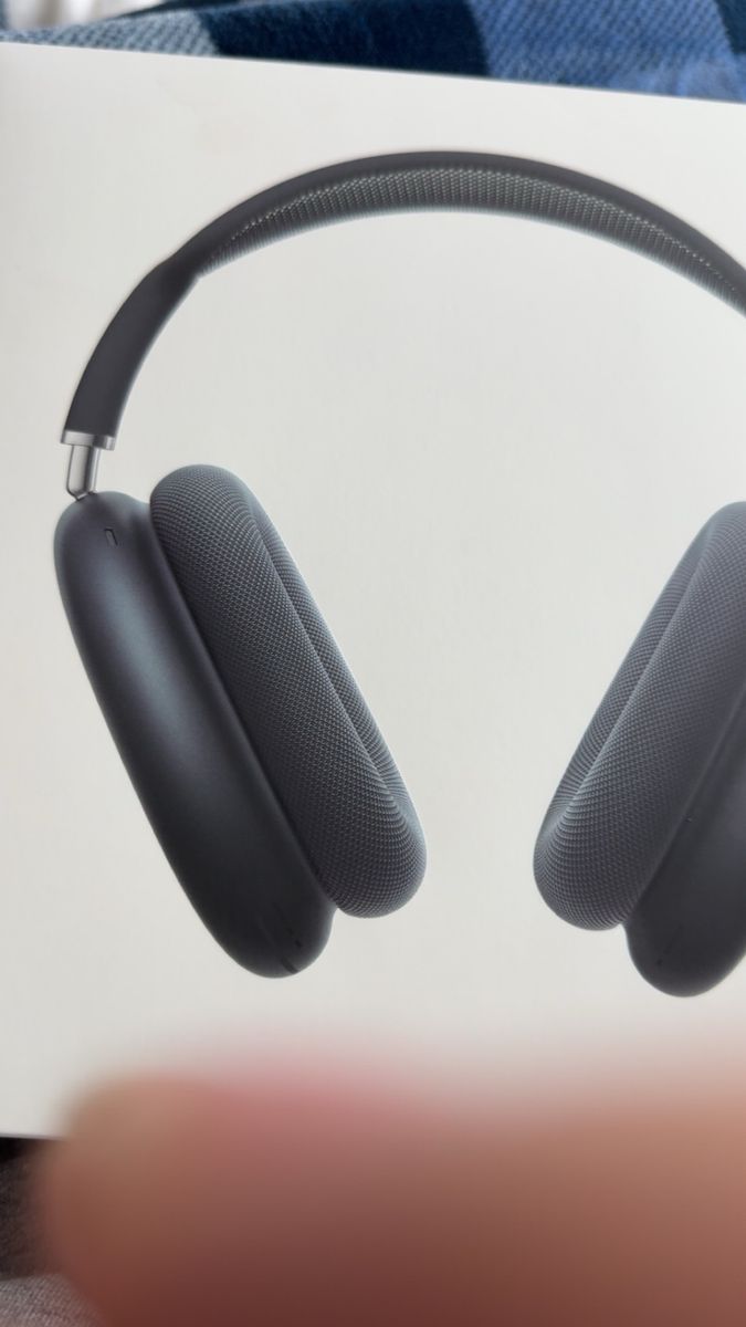 Apple AirPods Max Wireless Over-Ear Headphones - Space Gray