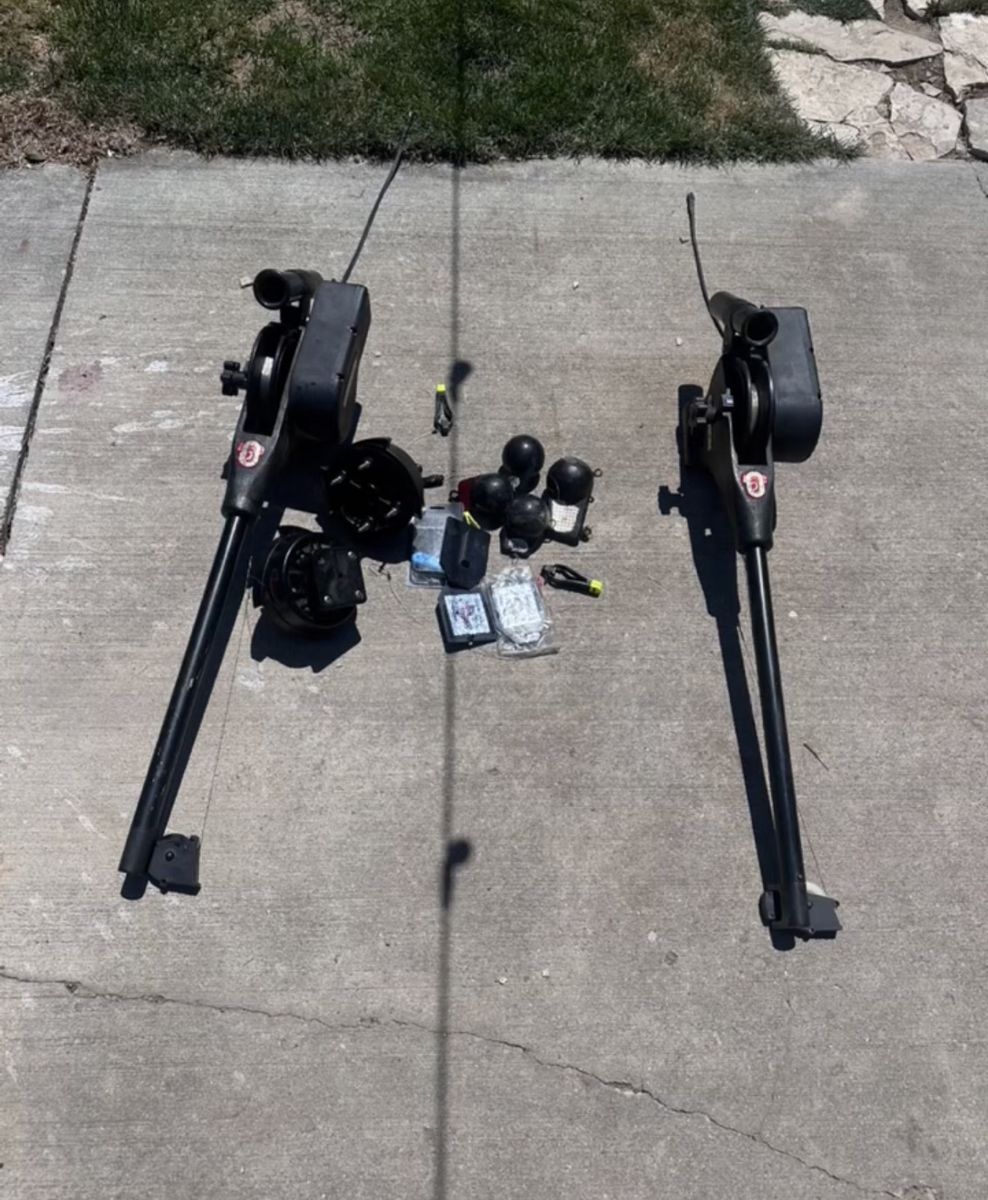 Cannon Magnum Downriggers for Fishing