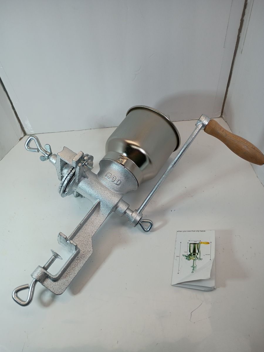 Mill Grinder #500 Manual Corn Rice Oats Soybeans Pepper Chickpeas Grains New