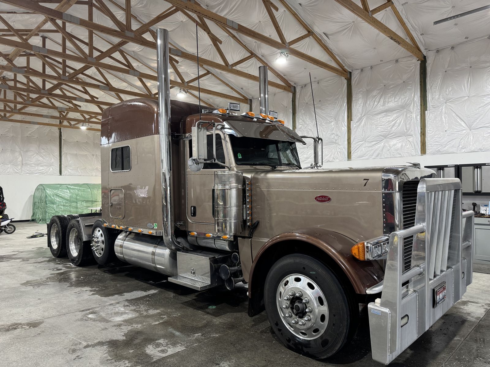 2008 Peterbilt 389