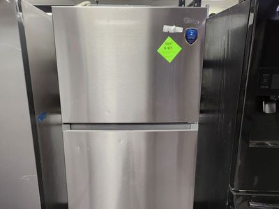 BEAUTIFUL BRAND NEW! MIDEA STAINLESS STEEL TOP AND BOTTOM FRIDGE