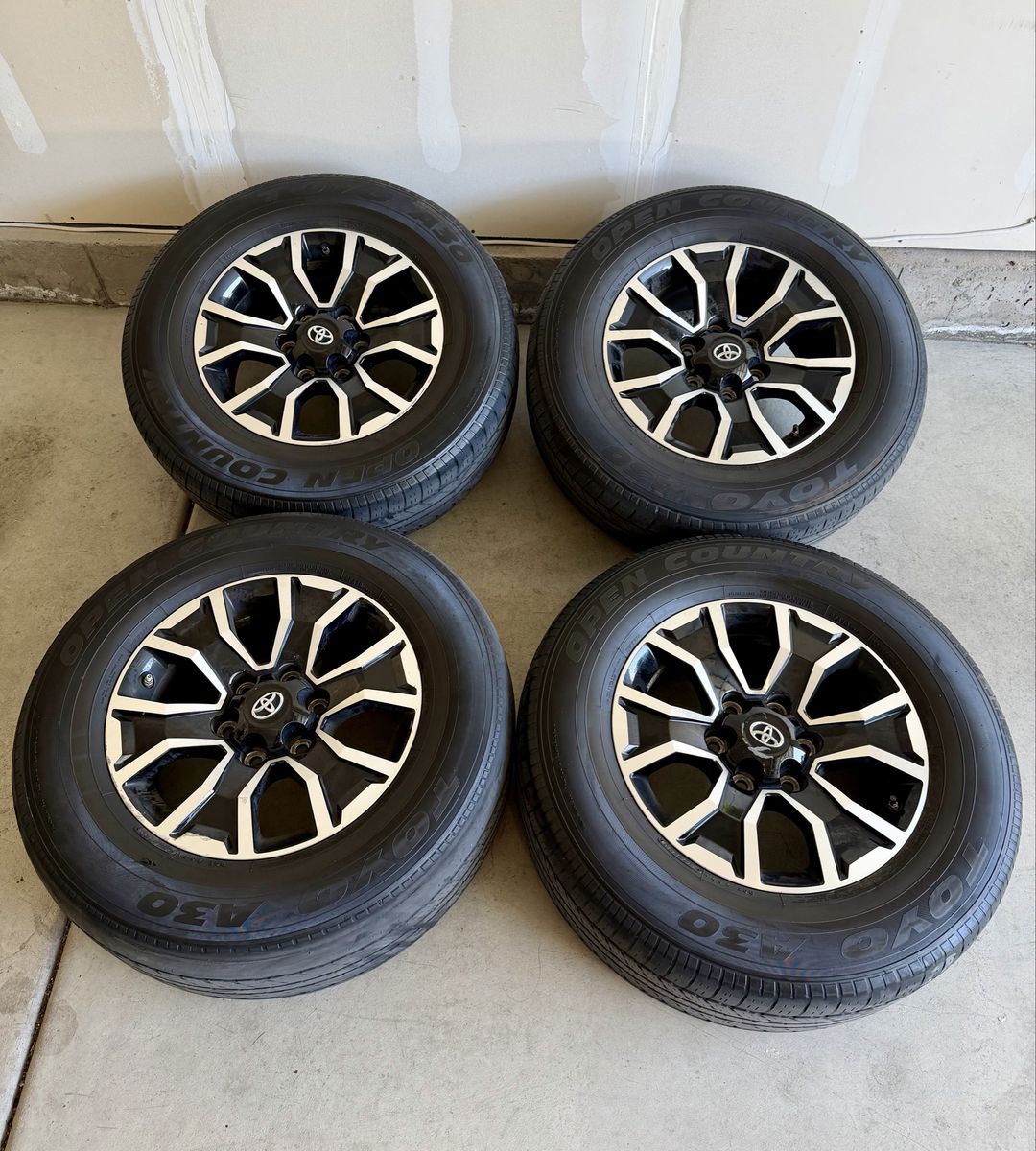 Toyota Wheels 6x139.7 / 6x5.5