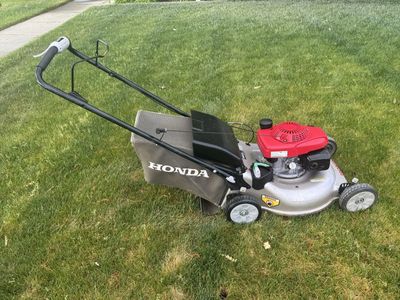 Honda Lawnmower HRR216 (9VKA)