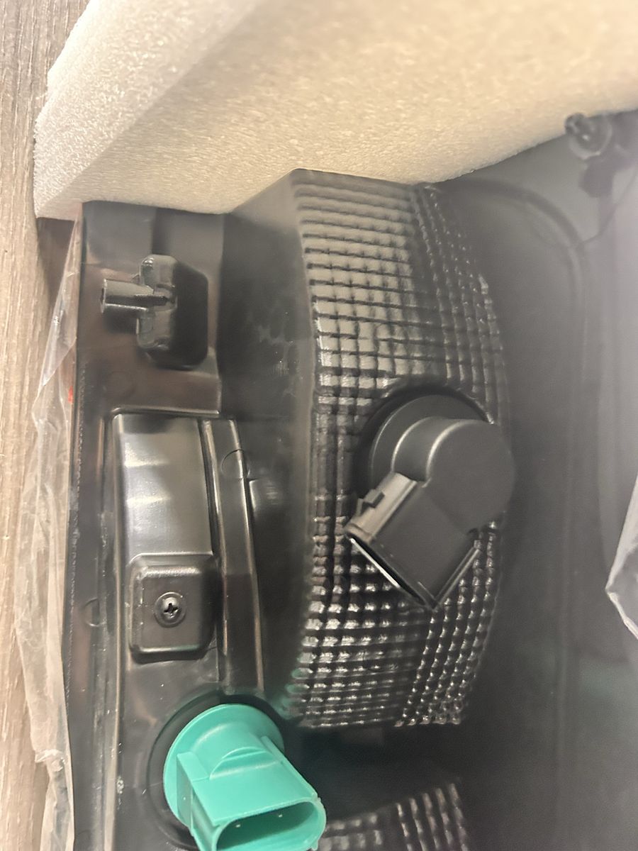 F250 Passenger Tail Light