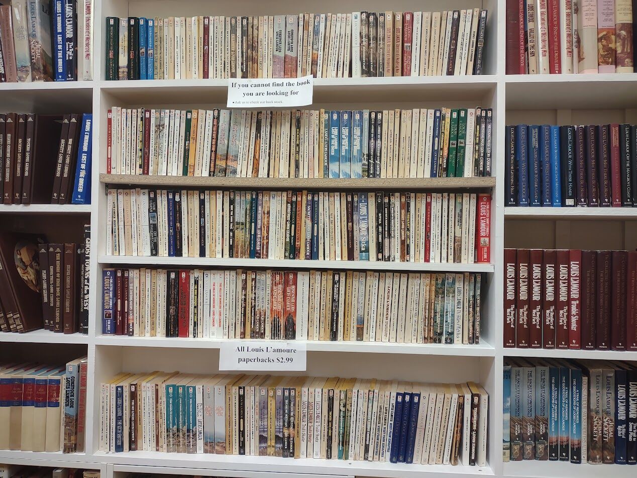 Louis L'amoure Pb's and Hardcovers