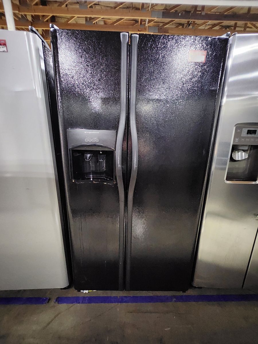 Frigidaire Side-by-Side Refrigerator - Black