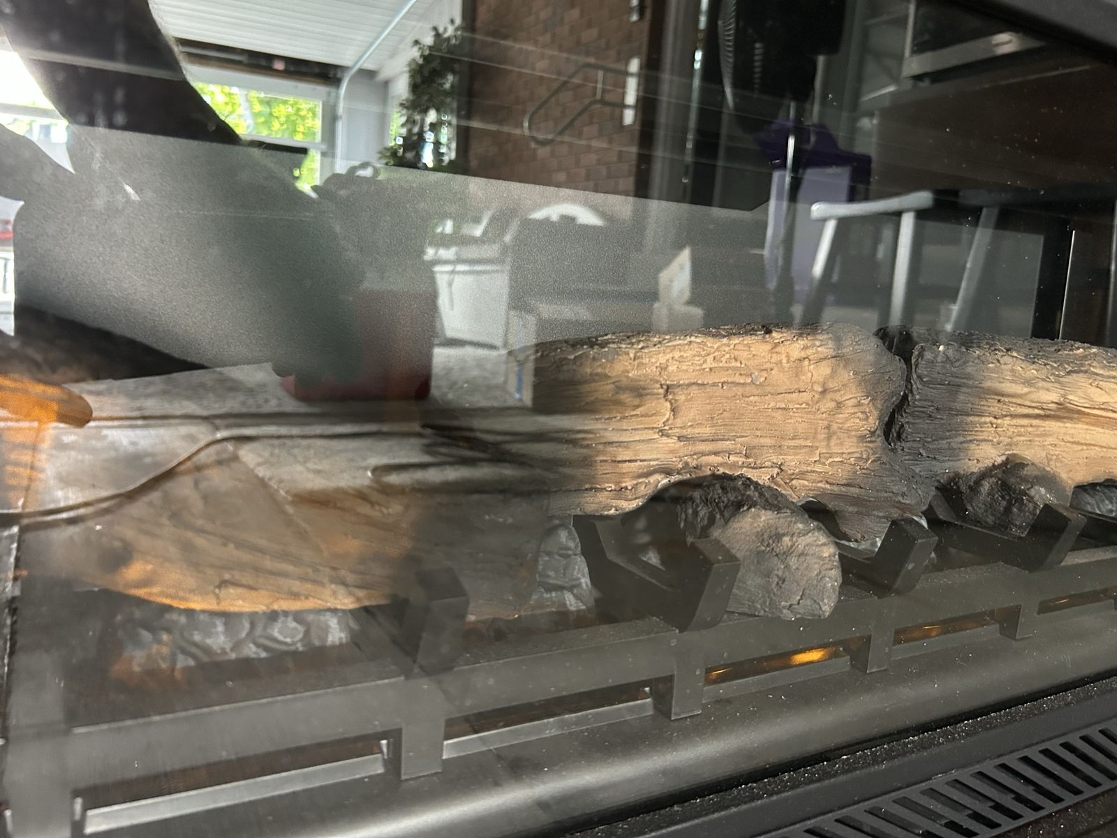 Main image 6