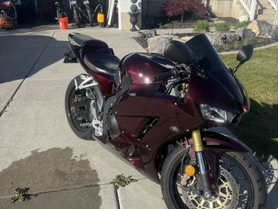 Motrocycle 2024 CBR 600RR