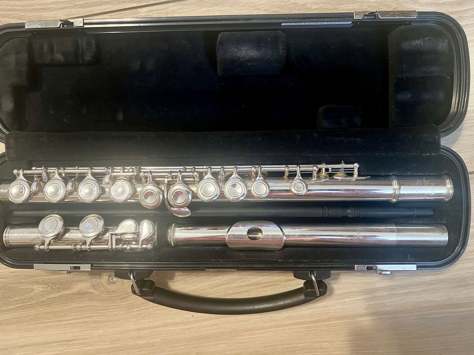YAMAHA 200AD FLUTE W/CASE - EXCELLENT!